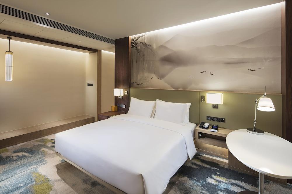 Hilton Garden Inn Hangzhou Lu'Niao Anji Bagian luar foto