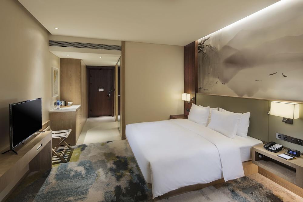 Hilton Garden Inn Hangzhou Lu'Niao Anji Bagian luar foto