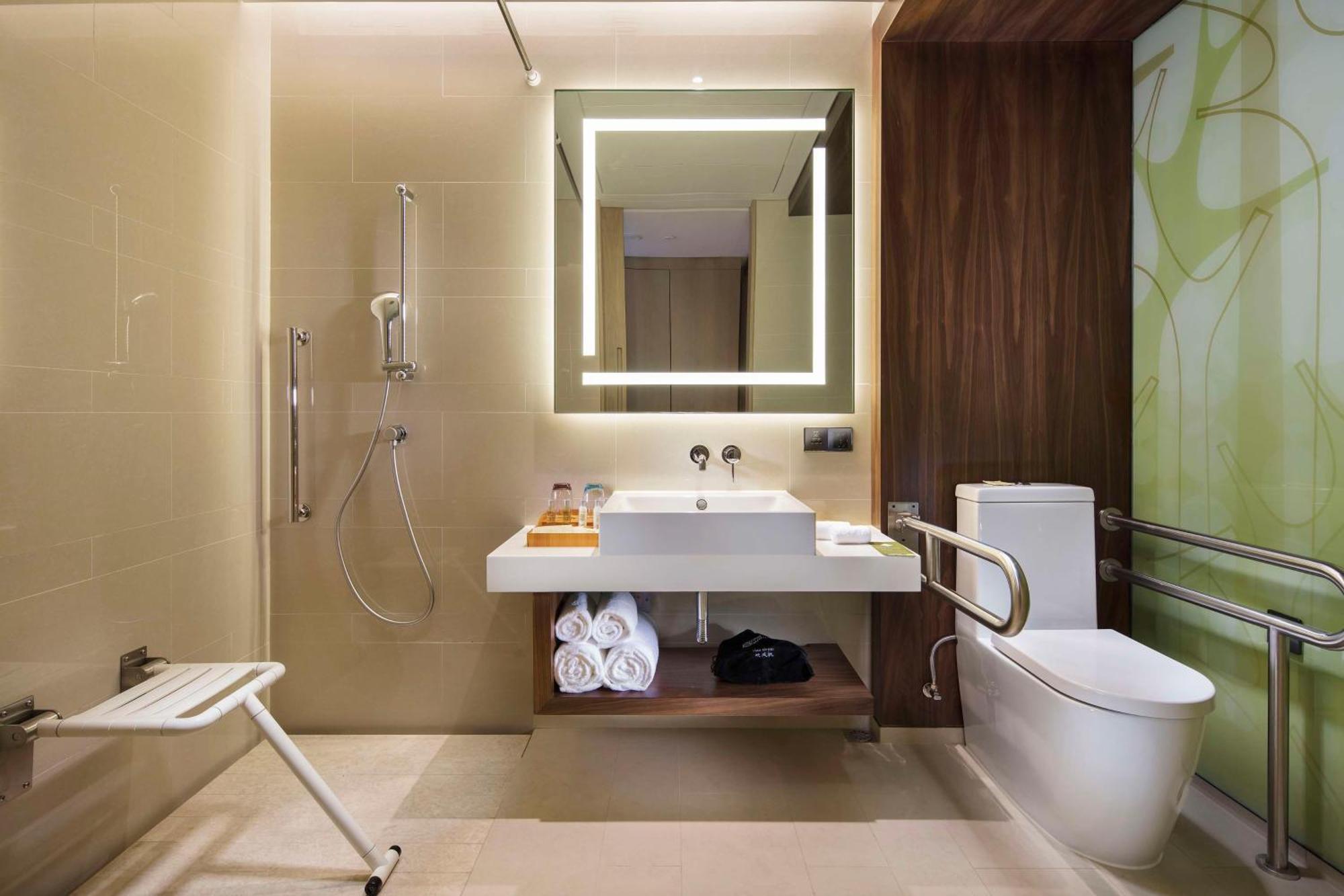 Hilton Garden Inn Hangzhou Lu'Niao Anji Bagian luar foto