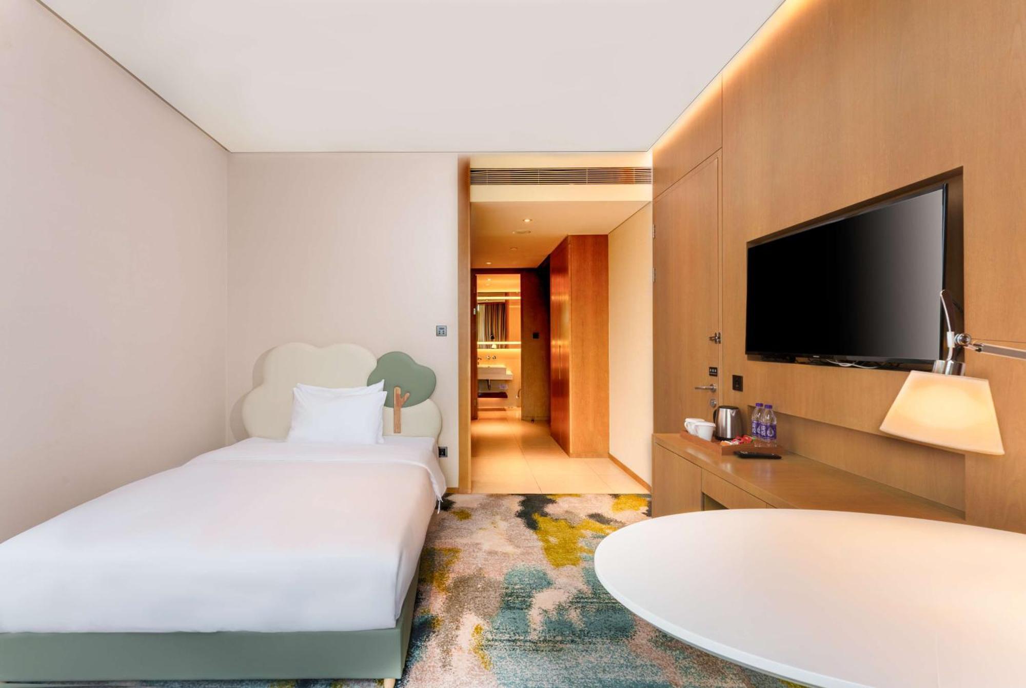 Hilton Garden Inn Hangzhou Lu'Niao Anji Bagian luar foto